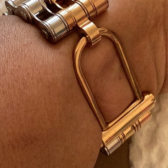 Burberry bike chain metal bracelet excellent condition, never worn - Picture 3 of 4